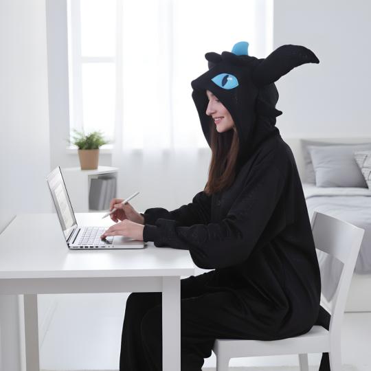Piżama Onesie Kigurumi Przebranie Szczerbatek Niebieski, zdjęcie 2